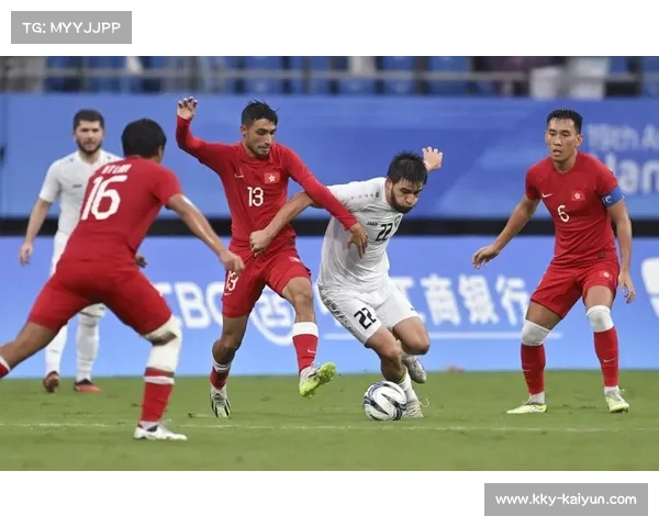 伊宁篮球邀请赛收官战，中国伊宁队逆转乌兹别克斯坦队